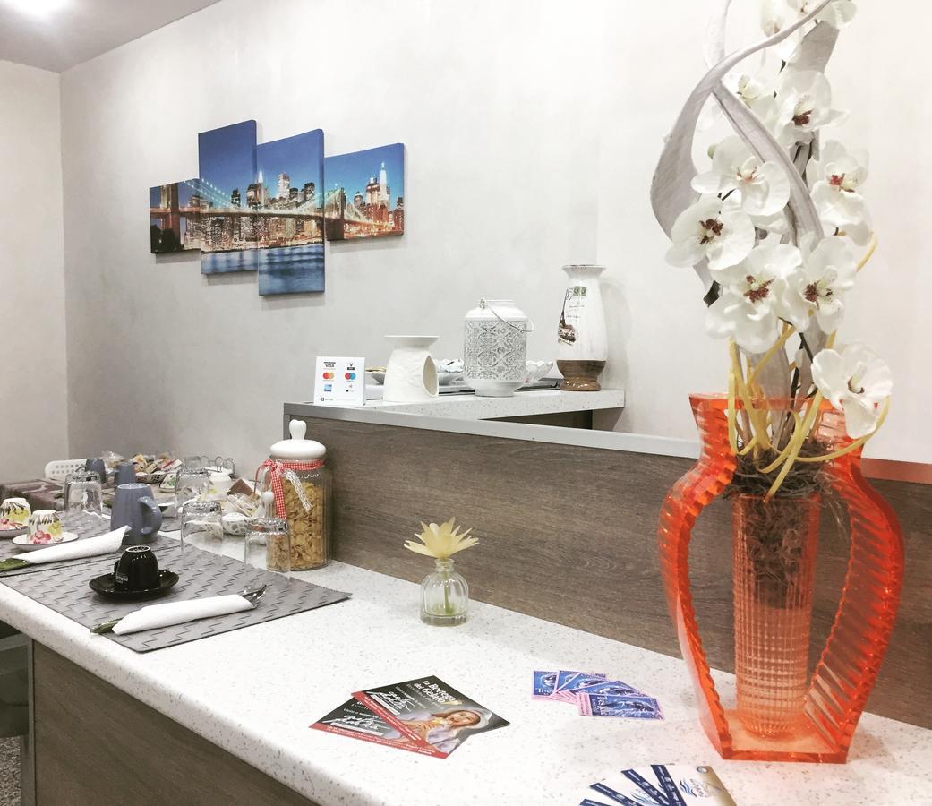 مبيت وإفطار ريجّو دي كالابريا Charm Airport المظهر الخارجي الصورة